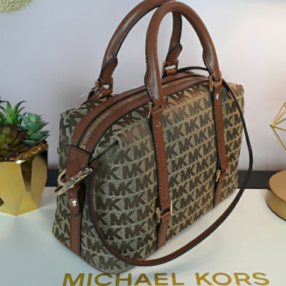 LAST ONE SALE âť—Michael Kors Satchel Brown Signat - Picture 3 of 6